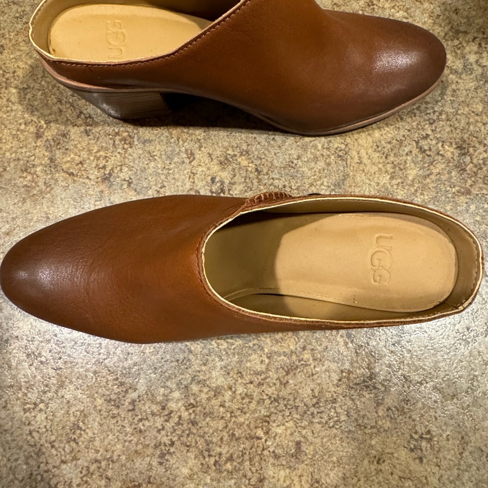 Ugg shoes